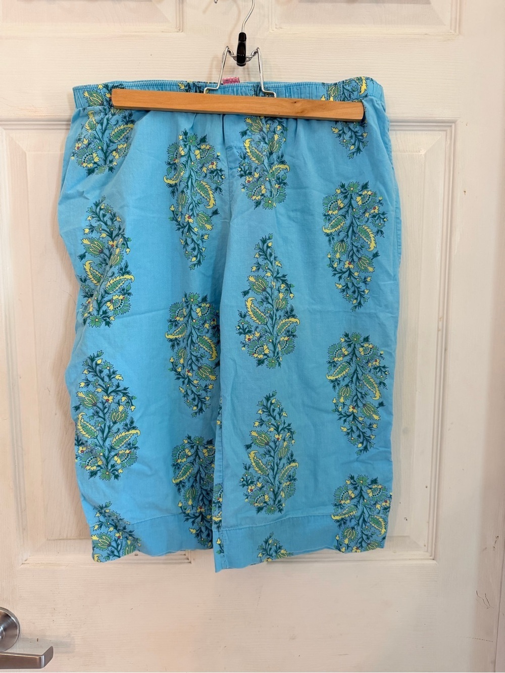 Old Navy blue and yellow floral print cotton lounge Shorts, Size: S